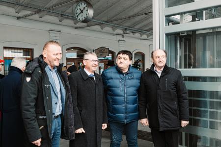 Dogodek - 130 Let -16